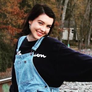 Meet your Posher, Anna